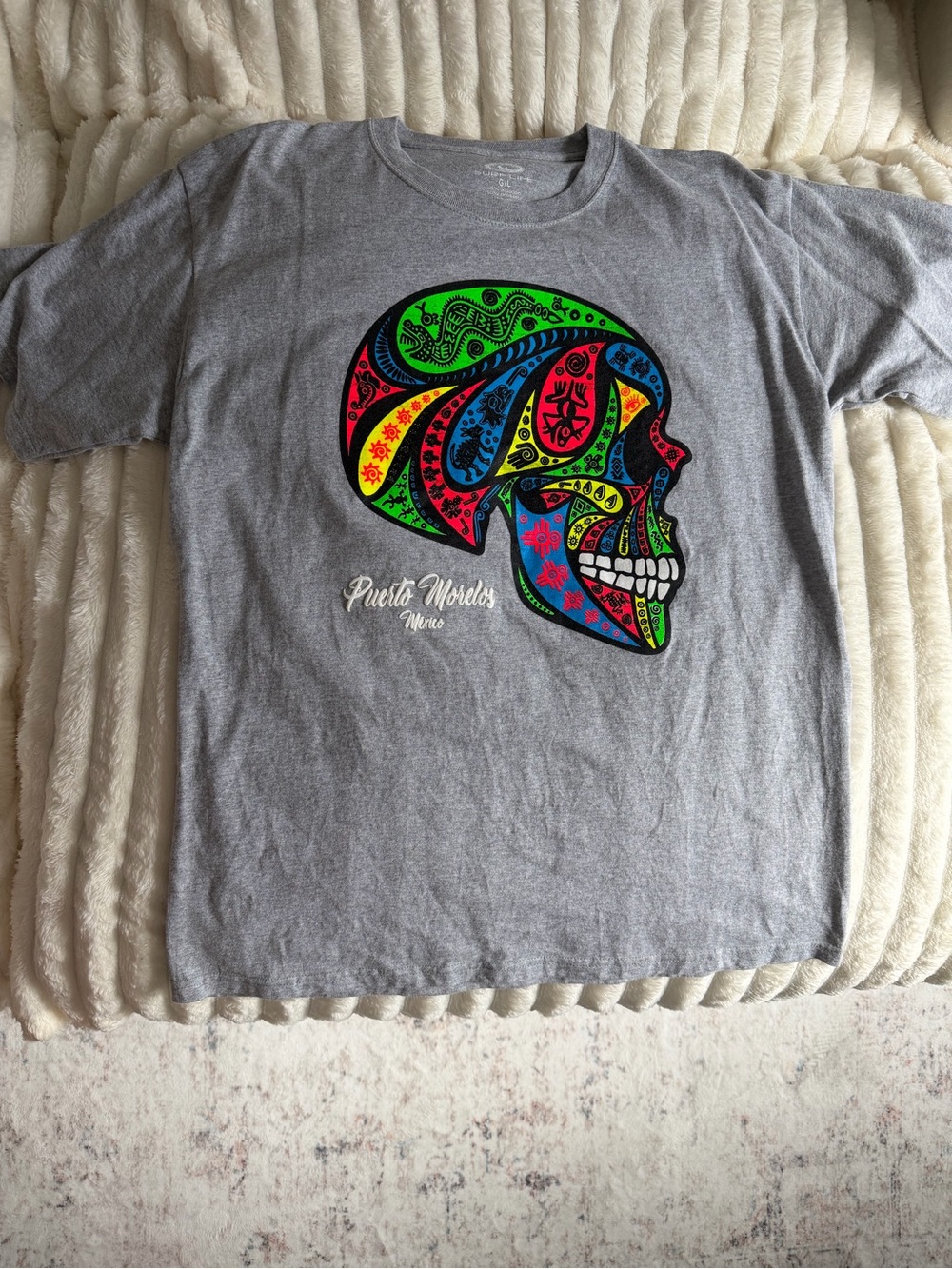 Tee Shirts - Picture 2 of 9